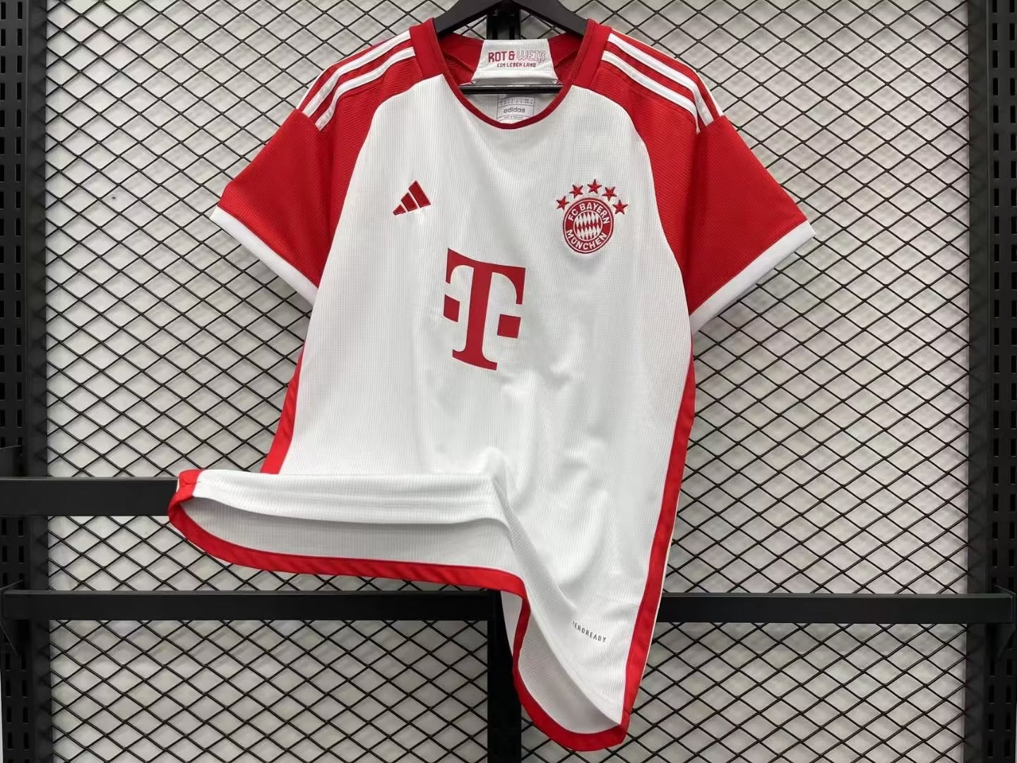 FC Bayern Munich 23/24 Shirt