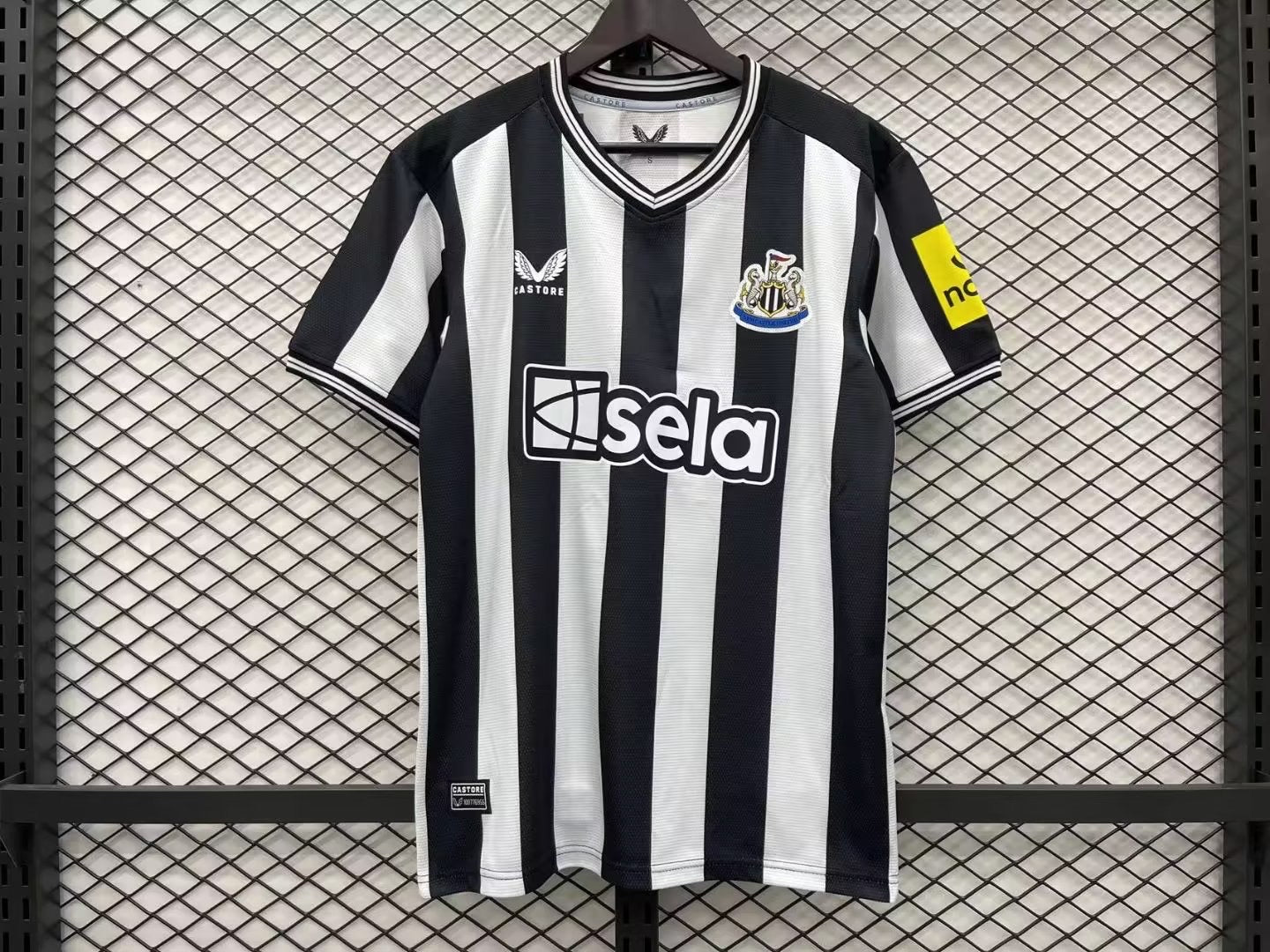 Newcastle 23/24 Shirt